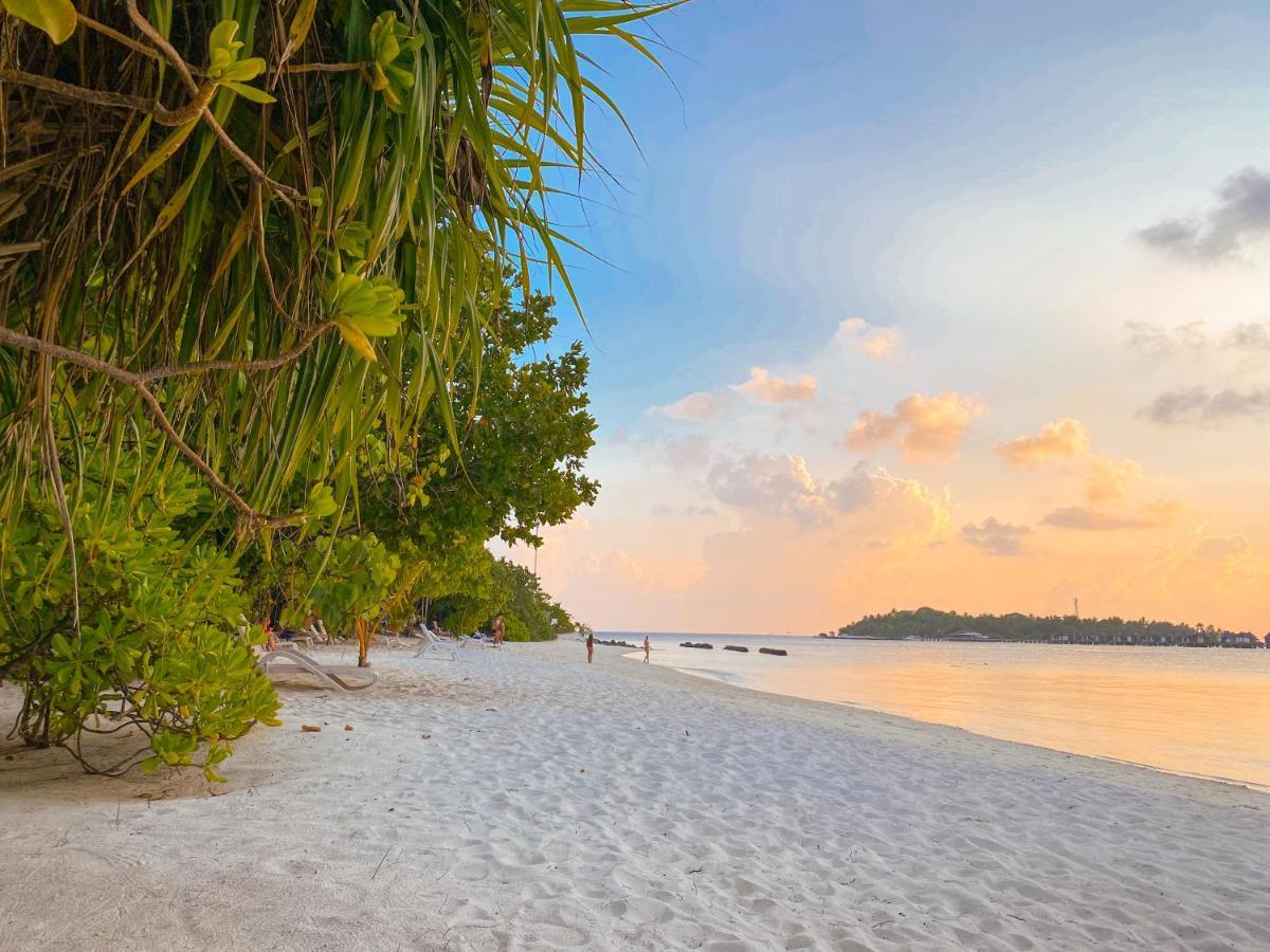 Leisure Inn Guest House Bodufolhudhoo Exterior photo